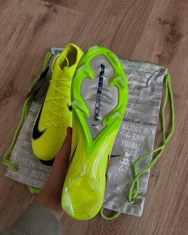 Nike Mercurial Vapor 16 - 4