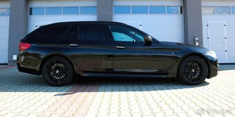 BMW Rad 5 Touring 540d xDrive, M packet, Matrix, Head up - 4