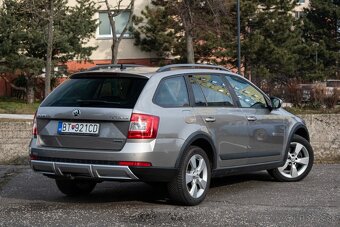 Škoda Octavia Kombi SCOUT 2.0 TDI DSG 4x4 - 4