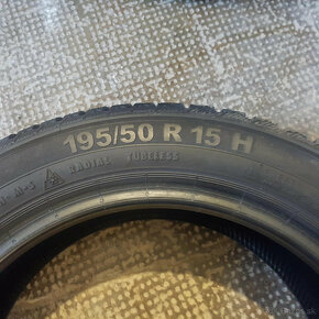 Zimné pneumatiky 195/50 R15 SEMPERIT DOT2419 - 4