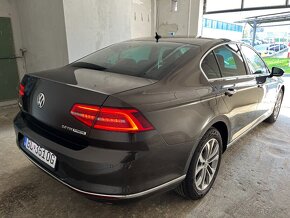 VW Passat B8 Sedan 2.0 TDI BMT Highline DSG (6-st.) - 4