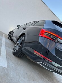 ŠKODA SUPERB COMBI SPORTLINE FULL LED MATRIX WEBASTO ŤAŽNÉ - 4