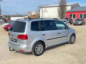 Volkswagen Touran, 1.6TDi 77kWWEBASTOVÝHŘEV SED - 4