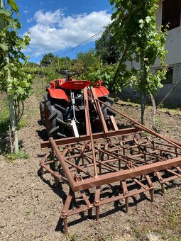 Predám malotraktor Kubota B7000 + príslušenstvo - 4