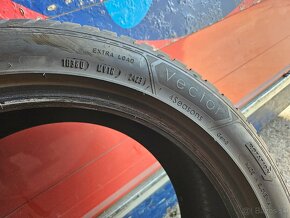 Celoroční pneu Goodyear Vector 245/45 R18 - 4