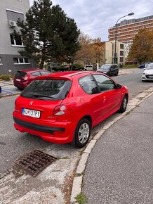 Predám Peugeot 206+ 1,1 benzín 2009 - 4