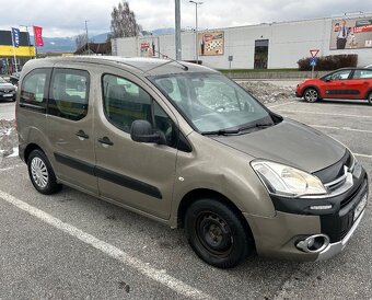 Predám Citroen Berlingo rv. 7/2013 235000 odp. DPH, STK a EK - 4