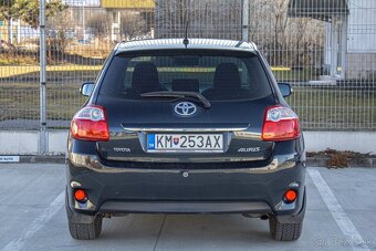 Toyota Auris 1.6 I Valvematic Luna - 4