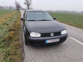 Predám Volkswagen Golf 4 - 4