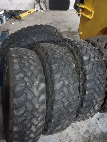 Bfgoodrich  235/85R16 - 4