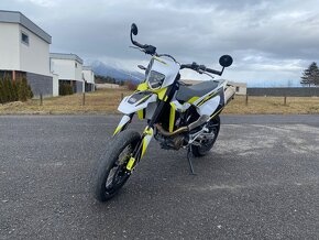 HUSQVARNA  SM 701 SUPERMOTO - 4