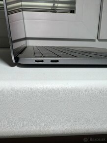 Macbook Pro 13-inch 2017 Space Gray - 4