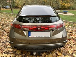 Honda Civic 8G Executive (2007) 2.2 CTDi 103kW - 4