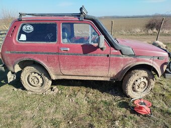 Lada Niva - 4