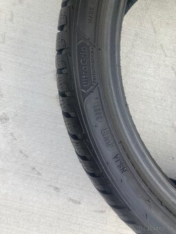 225/45R19 goodyear - 4