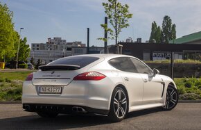 Porsche Panamera 4S, 4.8 benzín, rok 2012 - 4