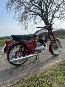 Jawa 250/559 - 4