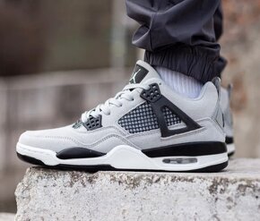 Nike Air Jordan Retro 4 Gray - 4