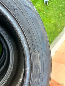 Predam zimne pneu Nokian 235/55R17 - 4