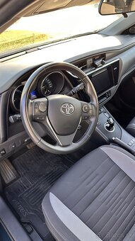 TOYOTA AURIS 1,8 VVT-I HEBRIT - 4