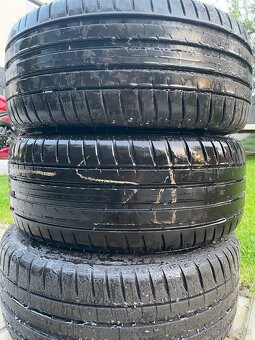 Michelin Pilot sport4 225/40 ZR 18 - 4