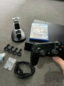 PS4 500GB + nabíjacia stanica - 4