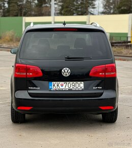 Volkswagen Touran 2.0 TDI DSG HIGHLINE XENON NAVI - 4