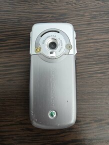 Sony Ericsson K700i - 4