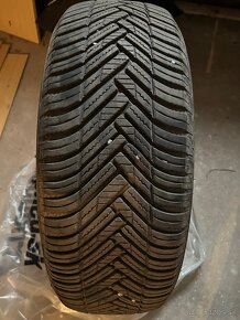 Hankook Kinergy 4S2 X 225/60 R17 - 4