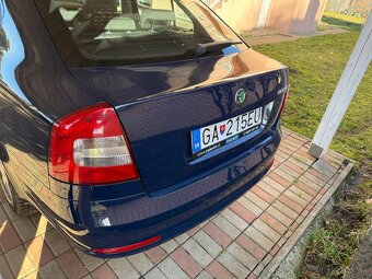 Škoda Octavia 2.0 Tdi DSG 2012 99800km - 4