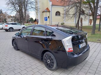 Toyota prius hybrid - 4