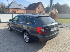 Škoda Superb combi 4 x4 - 4