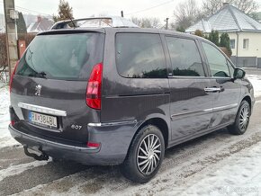 Peugeot 807 Facelift  Rok výroby 5/2010  2.0hdi 100kw  MT 6 - 4