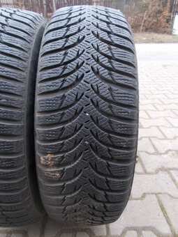 Pneumatiky Kumho 195/65R15 zimné 2ks - 4