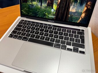 Macbook Pro M1 256GB - 4