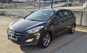 Hyundai i30 1.6 MPI CVVT YES Combi - 4