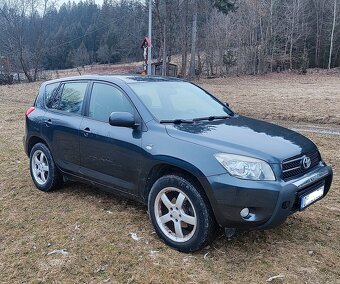 Toyotu RAV4 2.2D 100kW, 4x4 - 4