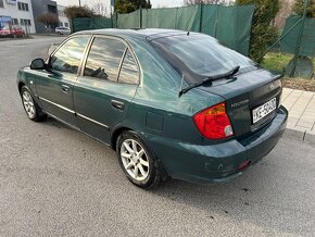 Hyundai Accent 1,4 benzin 185000km - 4