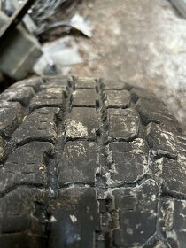 235/85 r16 - 4