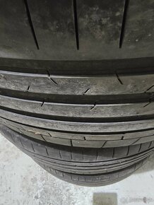 295/35r23 - 4