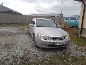 Kia Cerato - 4