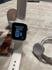 Apple watch series 5 40mm - 4