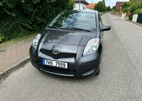 Toyota Yaris II 1,0 VVTi manuál Cool benzín manuál 51 kw - 4