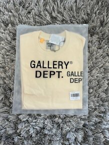 Gallery Dept. Souvenir T-Shirt - 4