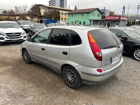 Nissan Almera Tino 1.8 Acenta - 4