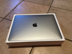 Macbook Pro 2018, 13,3” - 4