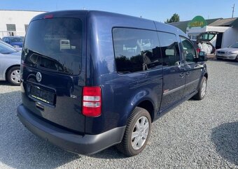 Volkswagen Caddy 1.6 TDI MAXI 7 MÍST RONCALLI nafta manuál - 4