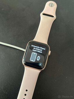 Apple Watch Series 6 GPS (44mm, Gold/Pink Sand) - 4