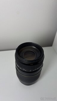 TAMRON AF 70–300 mm f/4–5,6 Di LD Macro 1:2 - 4