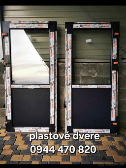 Vchodové exterierové plastové dvere - 4